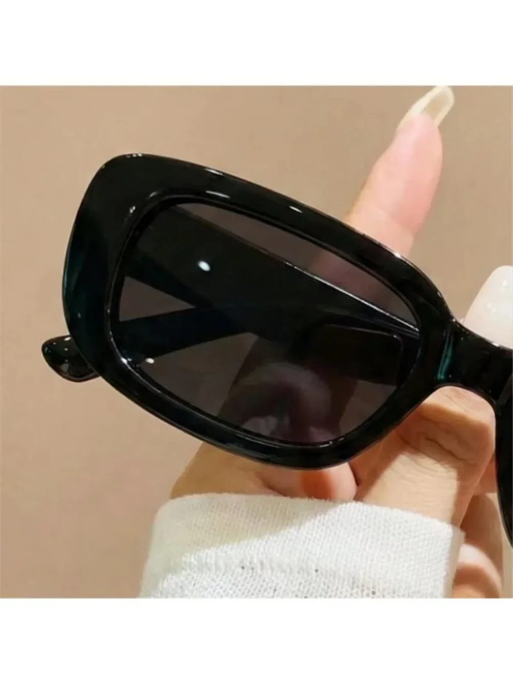 Retro small square frame sunglasses